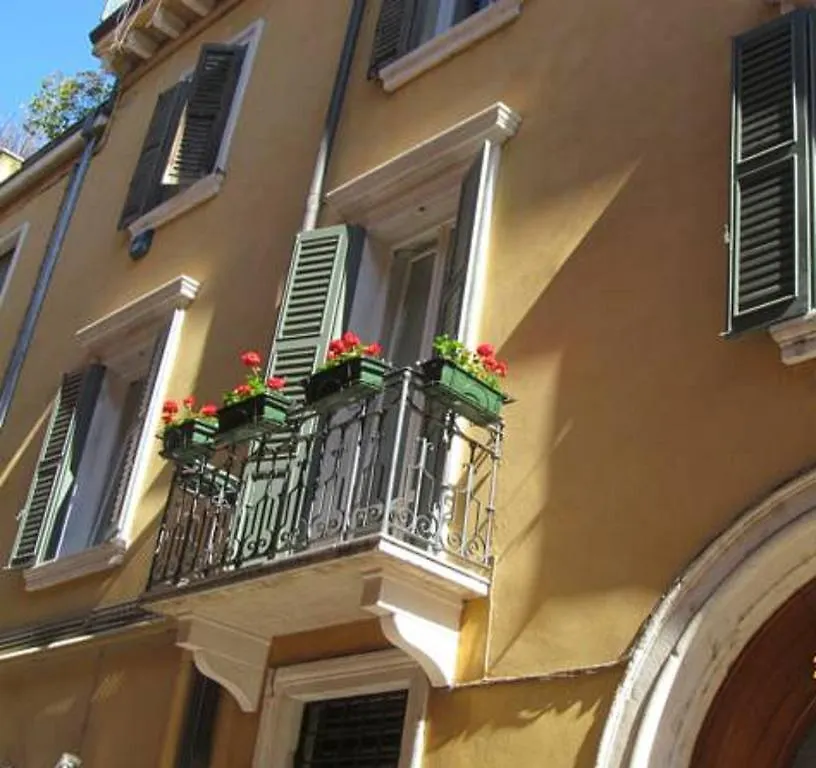 Appartamento Vicolo Chiodo Verona