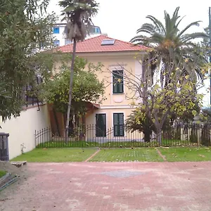 villa-monteggia.hotelitalianriviera.com/